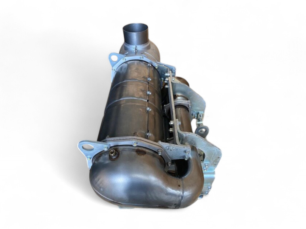 Case KTH14280 - 8983324709 - Silencieux pour Engins de chantier: photos 1 Case KTH14280 - 8983324709 - Silencieux pour Engins de chantier: photos 1