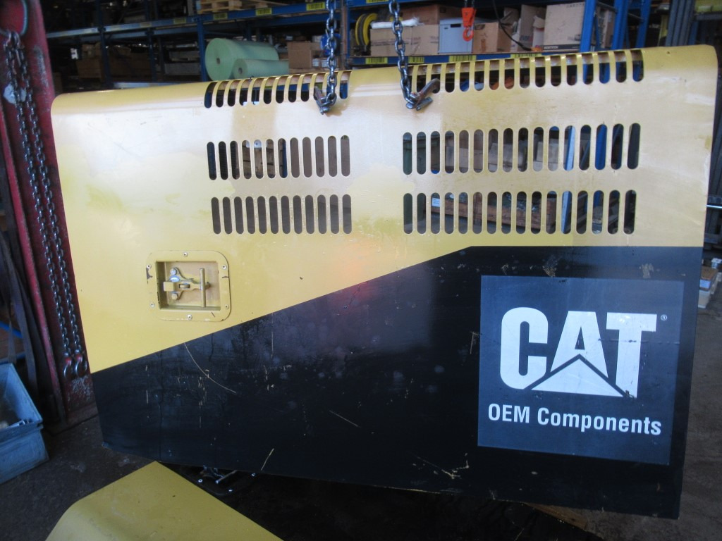 Caterpillar 336FL - - Portière et pièces pour Engins de chantier: photos 1 Caterpillar 336FL - - Portière et pièces pour Engins de chantier: photos 1