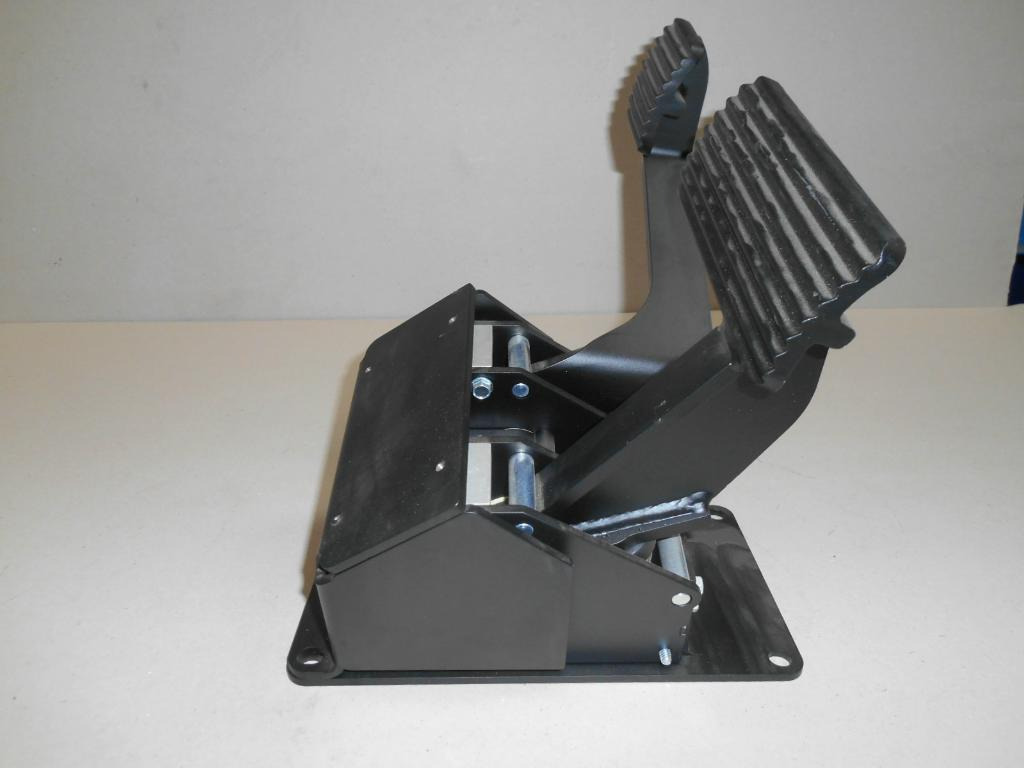 Caterpillar 3653464 - Pédale pour Engins de chantier: photos 2 Caterpillar 3653464 - Pédale pour Engins de chantier: photos 2