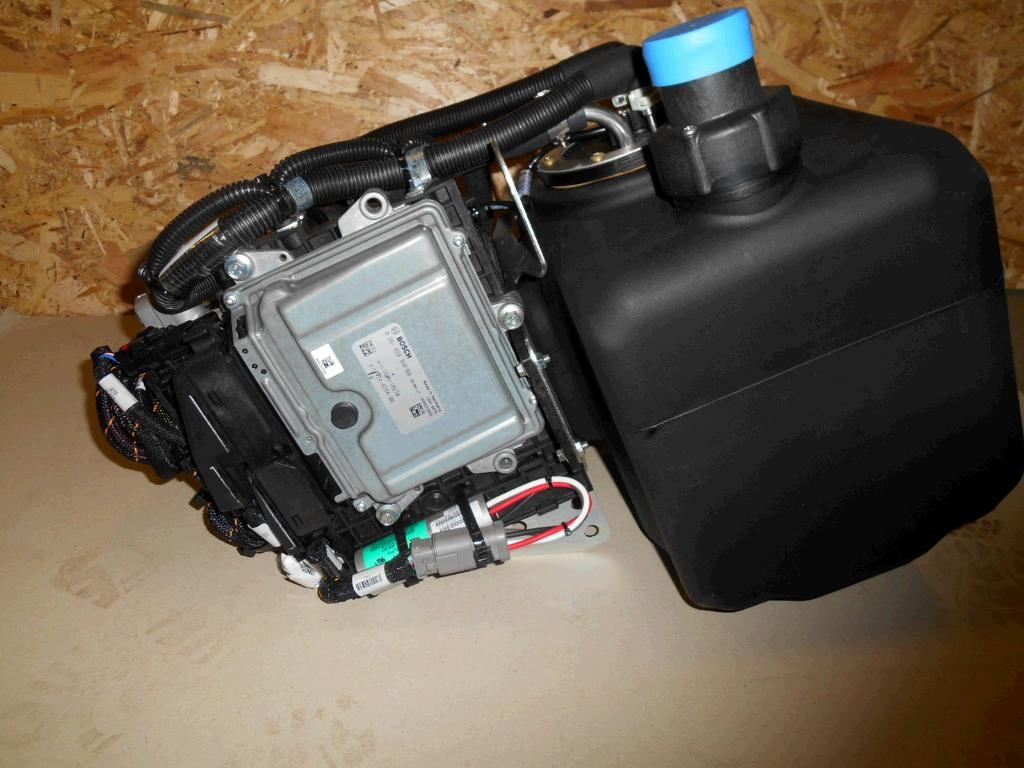 Caterpillar 3735563 - AdBlue réservoir pour Engins de chantier: photos 4 Caterpillar 3735563 - AdBlue réservoir pour Engins de chantier: photos 4