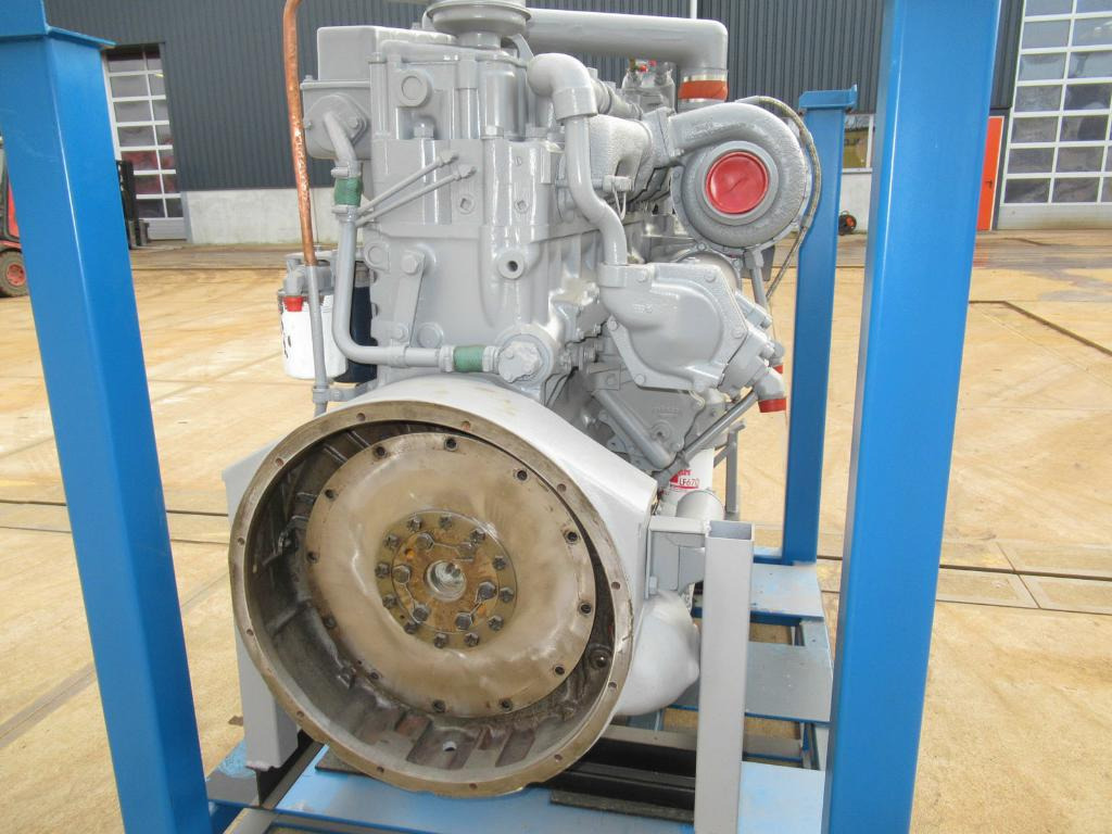 Moteur pour Engins de chantier Cummins NTA855-C-360 -: photos 8 Moteur pour Engins de chantier Cummins NTA855-C-360 -: photos 8