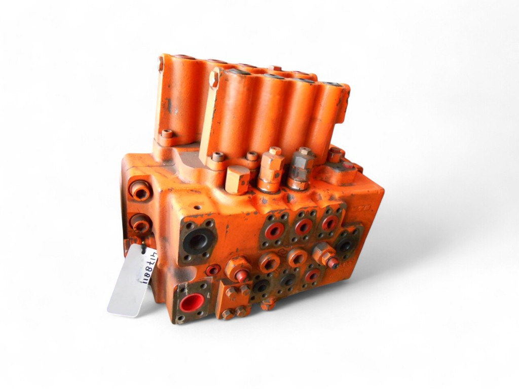 Hitachi 4221837 - 4178811 - Valve hydraulique pour Engins de chantier: photos 1 Hitachi 4221837 - 4178811 - Valve hydraulique pour Engins de chantier: photos 1