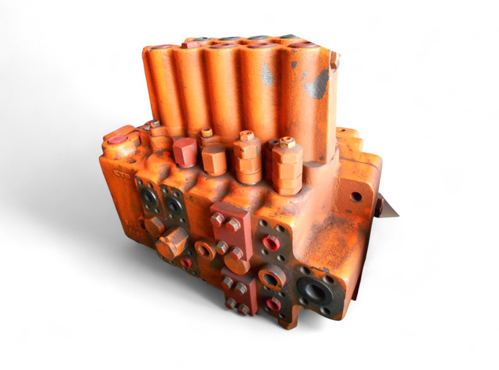 Hitachi 4221837 - 71401637 - Valve hydraulique pour Engins de chantier: photos 2 Hitachi 4221837 - 71401637 - Valve hydraulique pour Engins de chantier: photos 2