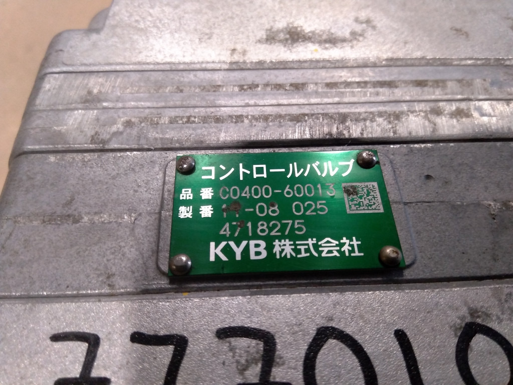 Hitachi 4718275 - C0400-60013 - Valve hydraulique: photos 1 Hitachi 4718275 - C0400-60013 - Valve hydraulique: photos 1
