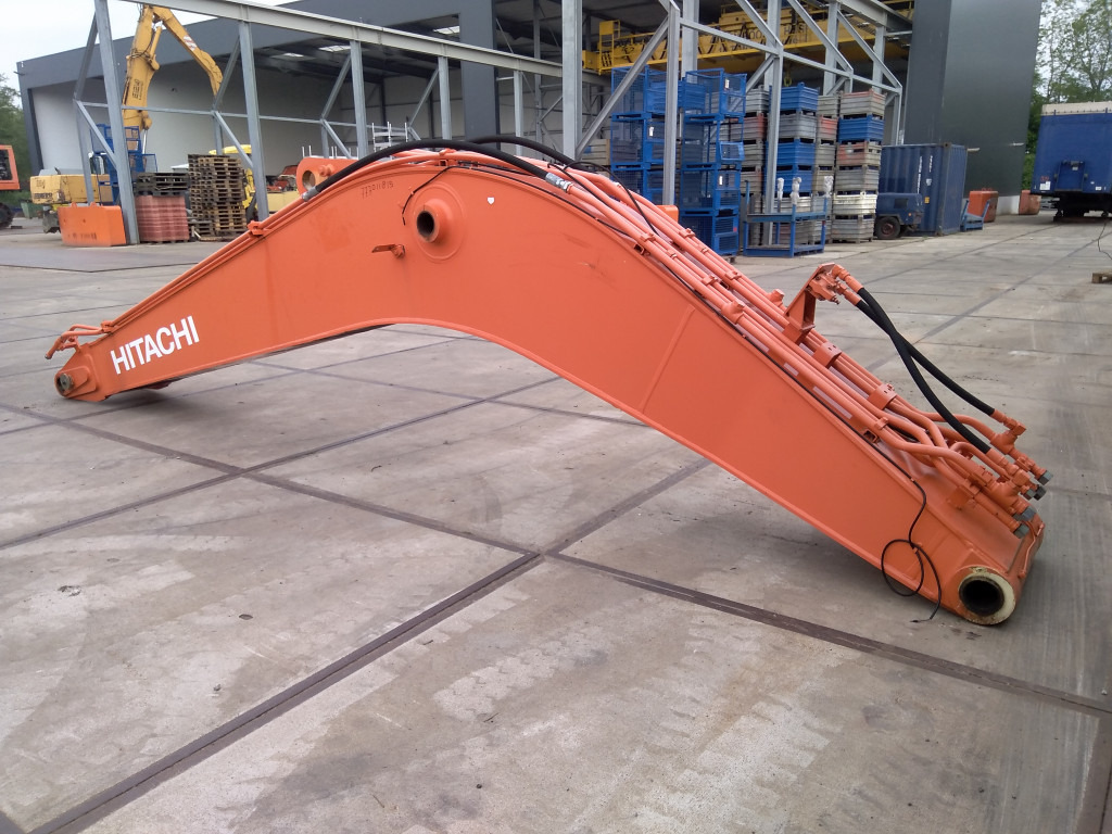 Hitachi YA40017112 - Flèche pour Engins de chantier: photos 2 Hitachi YA40017112 - Flèche pour Engins de chantier: photos 2