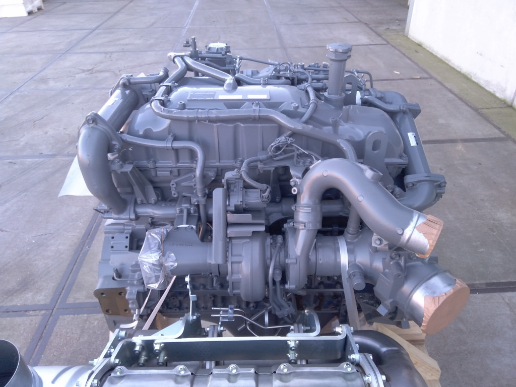 Isuzu 6UZ1XBSS-01 - KTH16141 - Moteur pour Engins de chantier: photos 3 Isuzu 6UZ1XBSS-01 - KTH16141 - Moteur pour Engins de chantier: photos 3