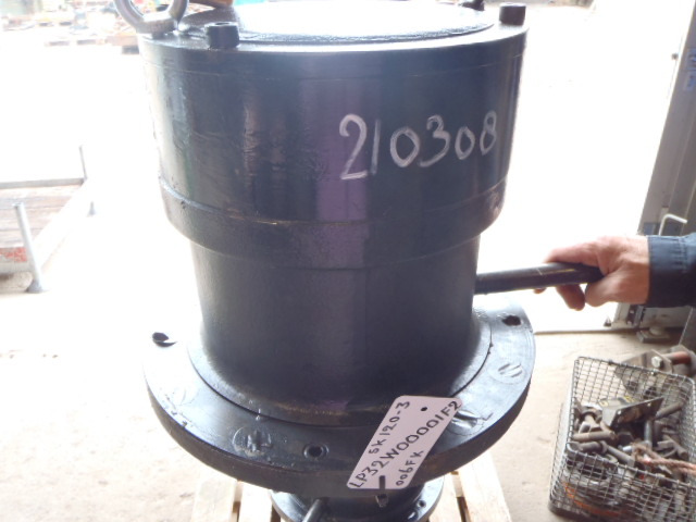 Kobelco YN32N00004F1 - LP32W00001F1 - Moteur de rotation pour Engins de chantier: photos 1 Kobelco YN32N00004F1 - LP32W00001F1 - Moteur de rotation pour Engins de chantier: photos 1