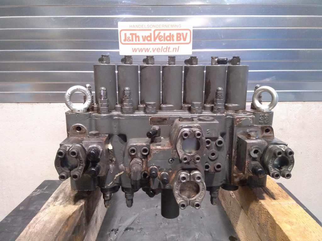 Liebherr 10476463 - Valve hydraulique pour Engins de chantier: photos 3 Liebherr 10476463 - Valve hydraulique pour Engins de chantier: photos 3