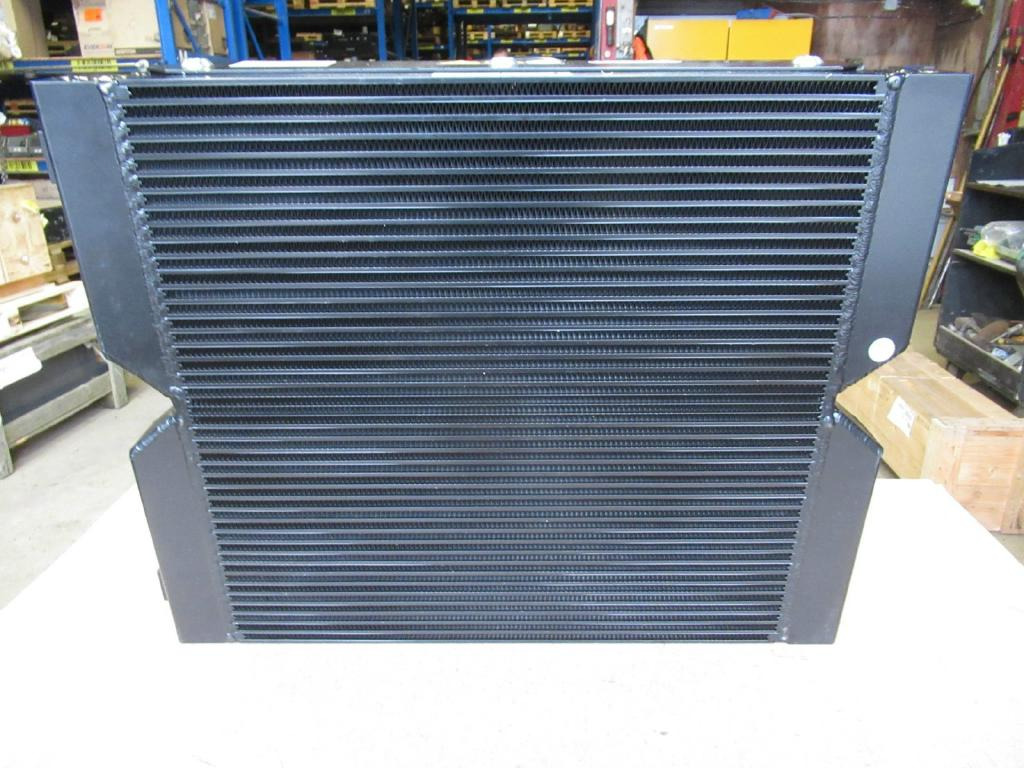 New Holland 6559577 - Radiateur pour Engins de chantier: photos 5 New Holland 6559577 - Radiateur pour Engins de chantier: photos 5