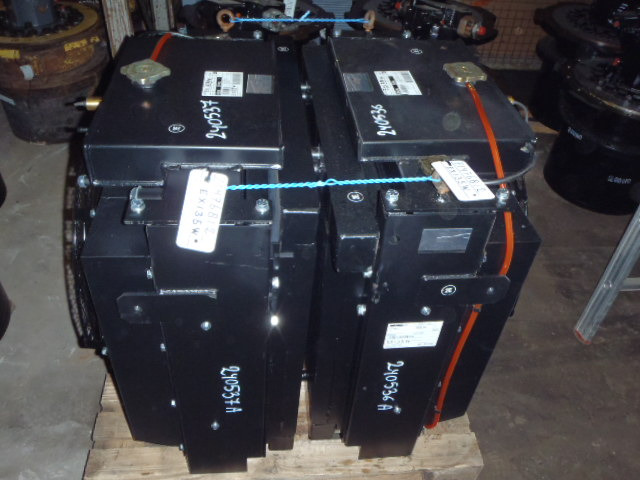 New Holland 71476812 - 71475933 - Système de refroidissement pour Machine agricole: photos 2 New Holland 71476812 - 71475933 - Système de refroidissement pour Machine agricole: photos 2