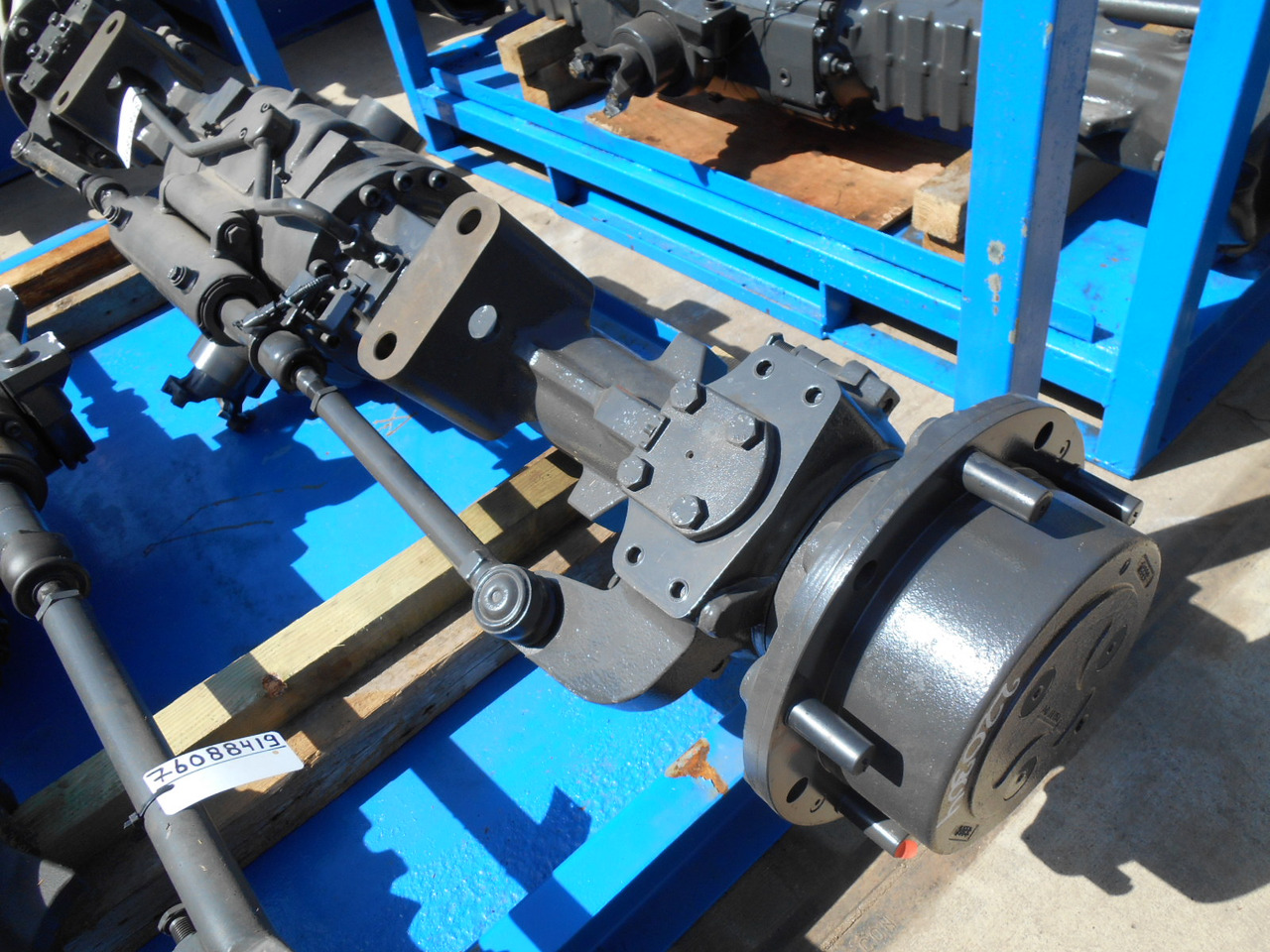 New Holland 87674866 - 85826234 - Essieu arrière pour Engins de chantier: photos 3 New Holland 87674866 - 85826234 - Essieu arrière pour Engins de chantier: photos 3