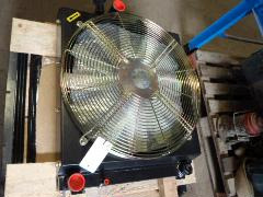 Nissens L10.5 - - Radiateur pour Engins de chantier: photos 1 Nissens L10.5 - - Radiateur pour Engins de chantier: photos 1