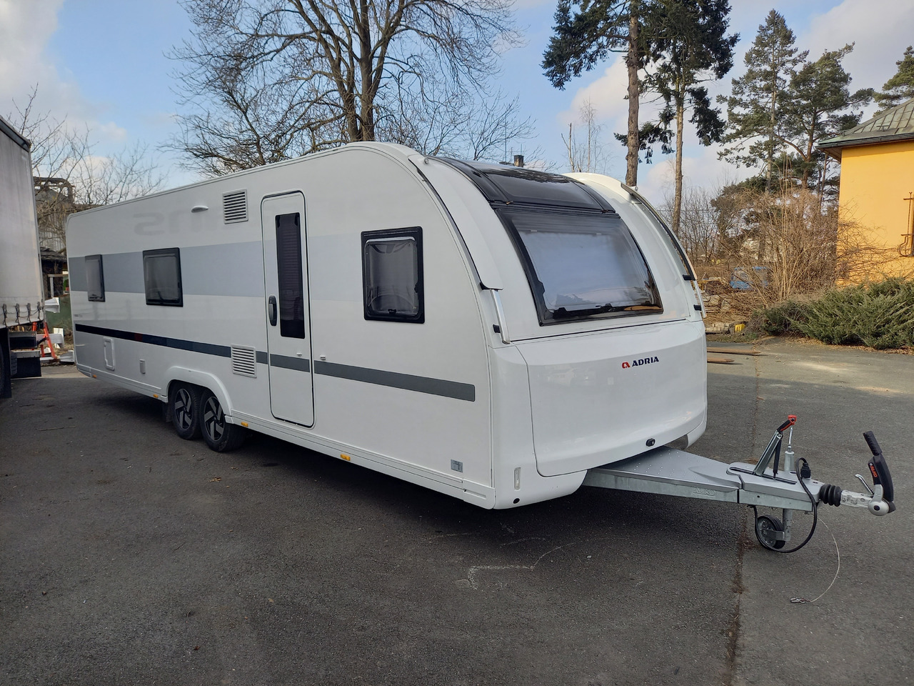 ADRIA Adora 753 UK - Caravane: photos 3 ADRIA Adora 753 UK - Caravane: photos 3