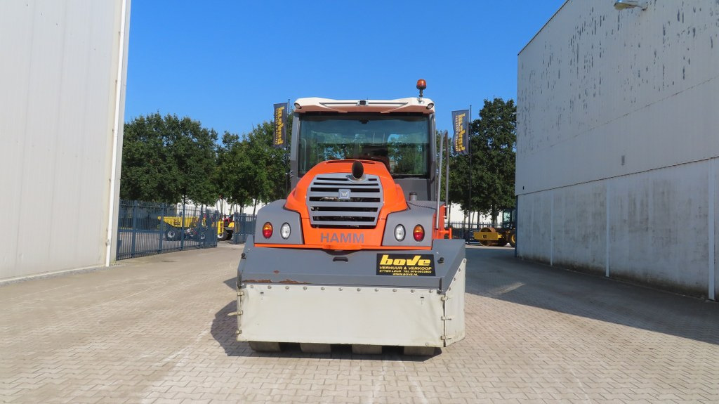 Hamm HP180 i - Compacteur à pneus: photos 3 Hamm HP180 i - Compacteur à pneus: photos 3