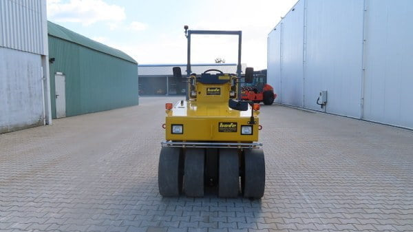 Compacteur à pneus Saski TS 160-3: photos 7