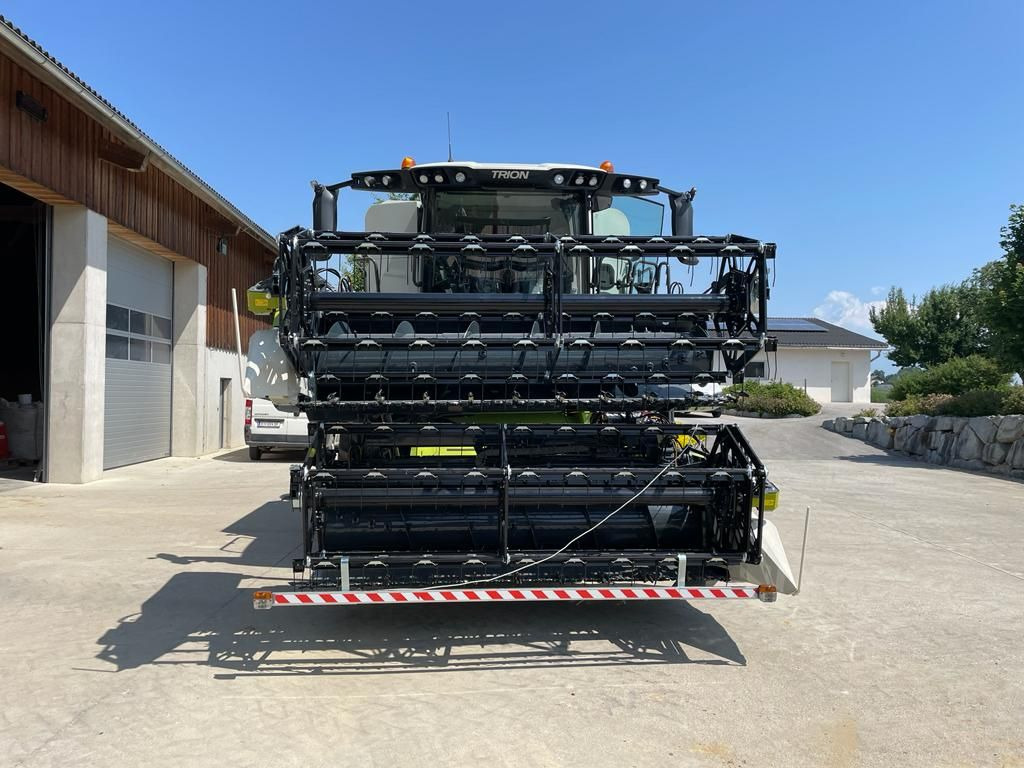 Cressoni CRX 5,4m Sojaflex - Moissonneuse-batteuse: photos 5 Cressoni CRX 5,4m Sojaflex - Moissonneuse-batteuse: photos 5