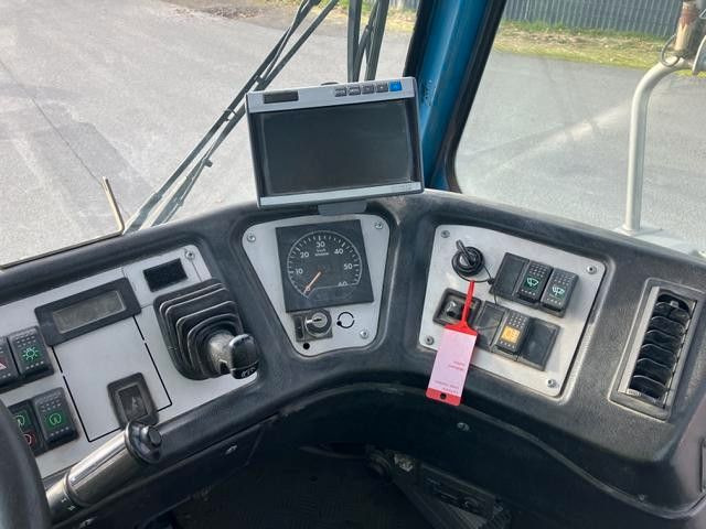 Camion porte-conteneur/ Caisse mobile BC 182: photos 19 Camion porte-conteneur/ Caisse mobile BC 182: photos 19