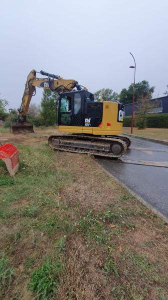 Caterpillar 325F - Pelle sur chenille: photos 2 Caterpillar 325F - Pelle sur chenille: photos 2