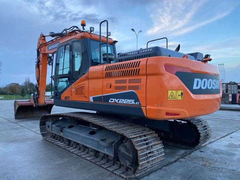 Doosan DX 225 LC - Pelle sur chenille: photos 2 Doosan DX 225 LC - Pelle sur chenille: photos 2