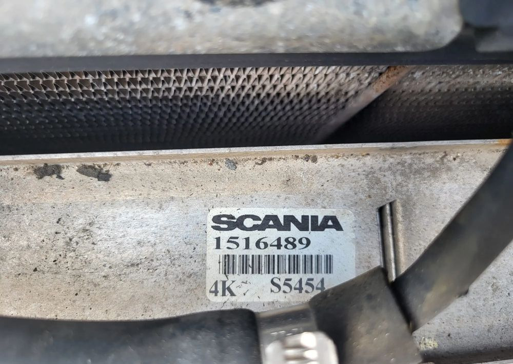 Chłodnica Scania kpl 1516489 - Système de refroidissement pour Camion: photos 3 Chłodnica Scania kpl 1516489 - Système de refroidissement pour Camion: photos 3