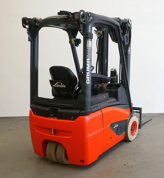Linde E 16 C EVO 386-02 - Chariot élévateur électrique: photos 3 Linde E 16 C EVO 386-02 - Chariot élévateur électrique: photos 3