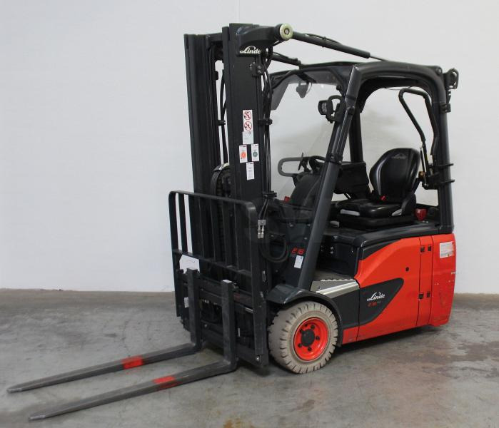 Linde E 16 C EVO 386-02 - Chariot élévateur électrique: photos 1 Linde E 16 C EVO 386-02 - Chariot élévateur électrique: photos 1