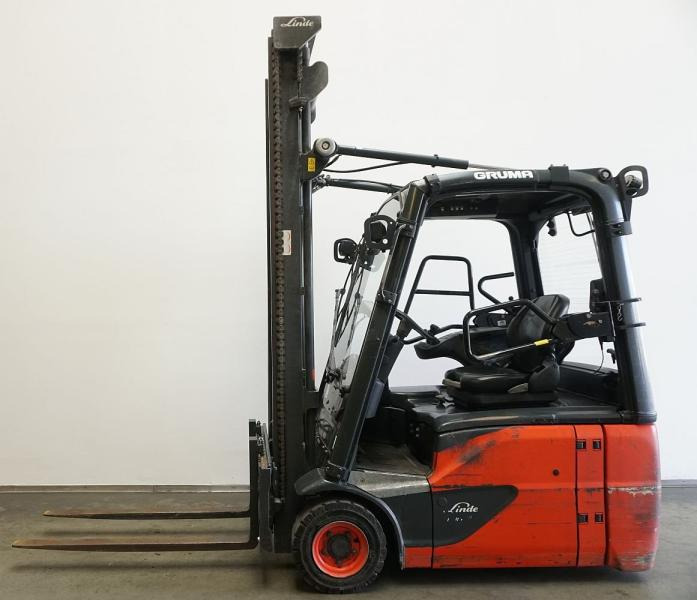 Linde E 16 EVO 386-02 - Chariot élévateur électrique: photos 4 Linde E 16 EVO 386-02 - Chariot élévateur électrique: photos 4