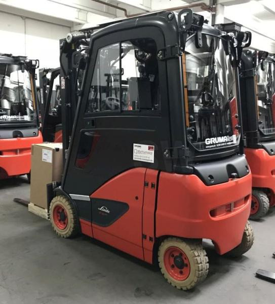 Linde E 16 PH EVO 386-02 - Chariot élévateur électrique: photos 4 Linde E 16 PH EVO 386-02 - Chariot élévateur électrique: photos 4