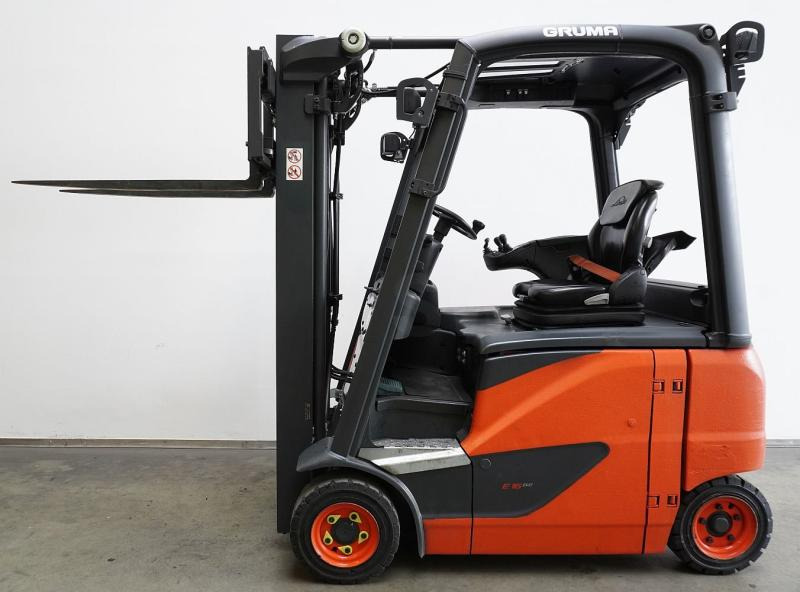 Linde E 16 PH EVO 386-02 - Chariot élévateur électrique: photos 4 Linde E 16 PH EVO 386-02 - Chariot élévateur électrique: photos 4
