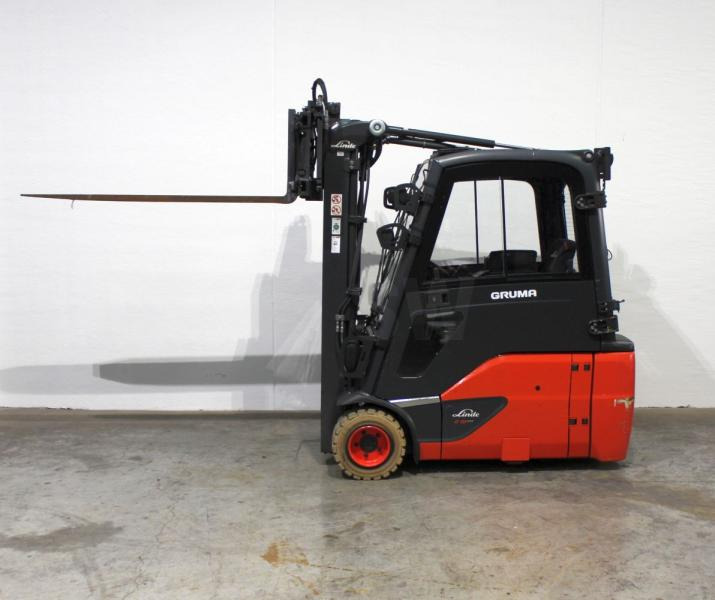 Linde E 18 L EVO 386-02 - Chariot élévateur électrique: photos 5 Linde E 18 L EVO 386-02 - Chariot élévateur électrique: photos 5