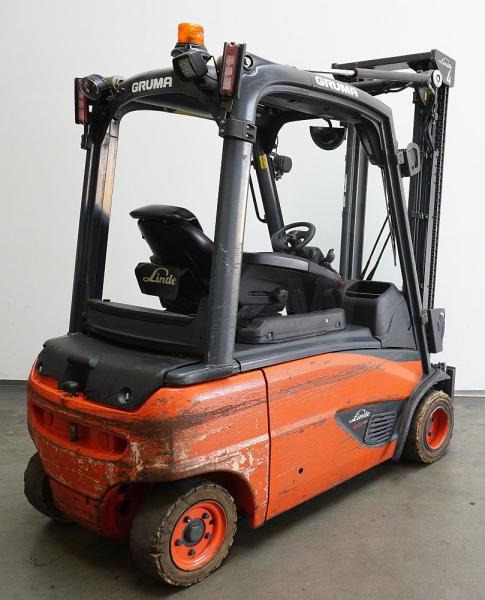 Linde E 20 PL EVO 386-02 - Chariot élévateur électrique: photos 2 Linde E 20 PL EVO 386-02 - Chariot élévateur électrique: photos 2