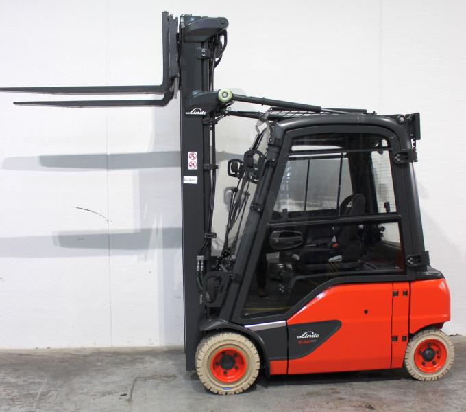 Linde E 20 PL EVO 386-02 - Chariot élévateur électrique: photos 3 Linde E 20 PL EVO 386-02 - Chariot élévateur électrique: photos 3