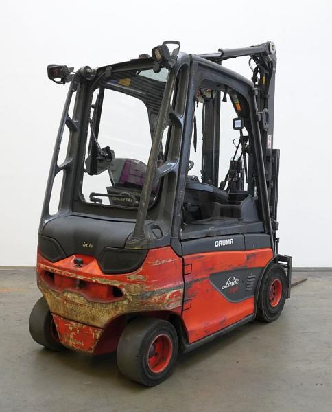 Linde E 25 387 - Chariot élévateur électrique: photos 2 Linde E 25 387 - Chariot élévateur électrique: photos 2