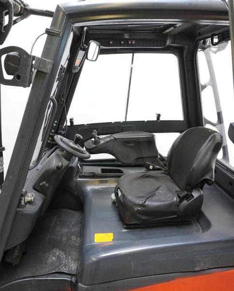 Linde E 25/600 HL 387 - Chariot élévateur électrique: photos 3 Linde E 25/600 HL 387 - Chariot élévateur électrique: photos 3