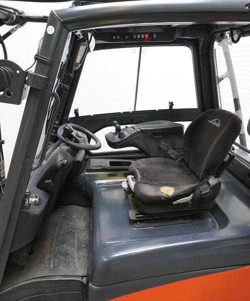 Linde E 25/600 HL 387 - Chariot élévateur électrique: photos 3 Linde E 25/600 HL 387 - Chariot élévateur électrique: photos 3