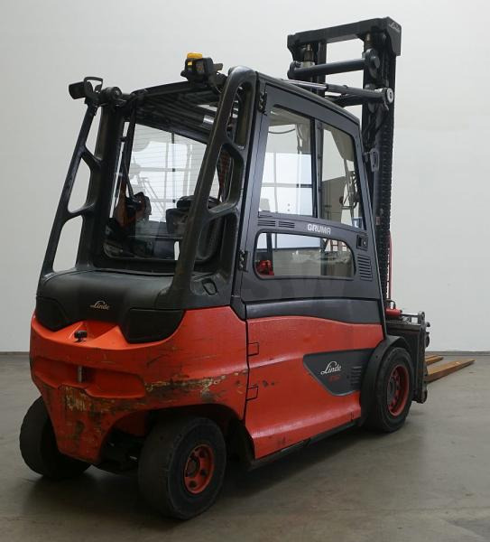 Linde E 50/600 HL 388 - Chariot élévateur électrique: photos 2 Linde E 50/600 HL 388 - Chariot élévateur électrique: photos 2