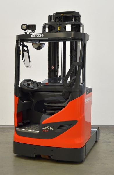 Linde R 14 HD 1120 - Chariot à mât rétractable: photos 1 Linde R 14 HD 1120 - Chariot à mât rétractable: photos 1
