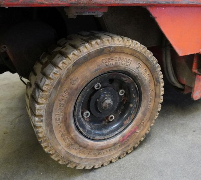 Pefra EFW 509/1000 - Chariot tracteur: photos 5 Pefra EFW 509/1000 - Chariot tracteur: photos 5