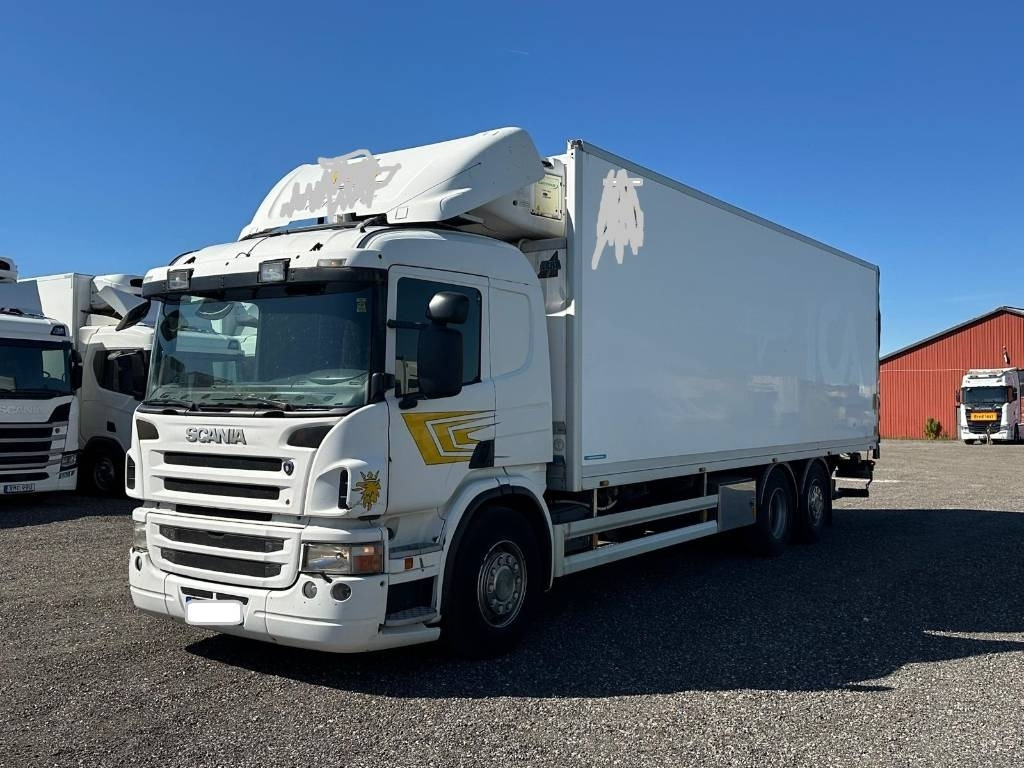 Scania P 420 LB6X2X4HNB serie 0424 - Camion frigorifique: photos 1 Scania P 420 LB6X2X4HNB serie 0424 - Camion frigorifique: photos 1