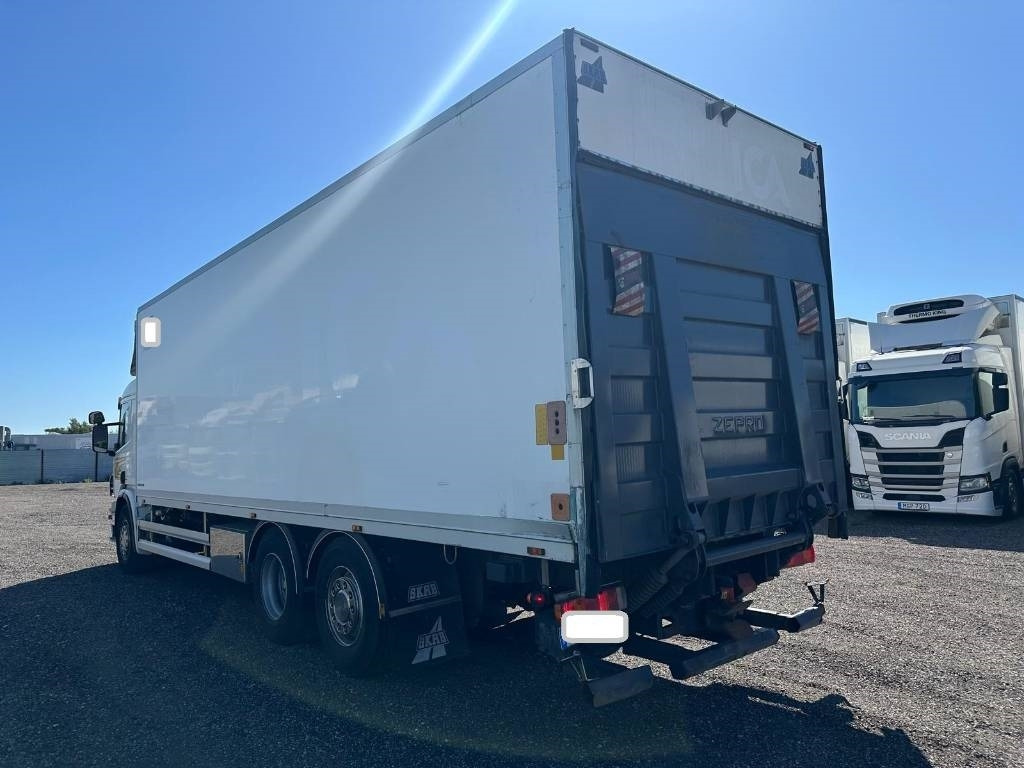 Scania P 420 LB6X2X4HNB serie 0424 - Camion frigorifique: photos 4 Scania P 420 LB6X2X4HNB serie 0424 - Camion frigorifique: photos 4