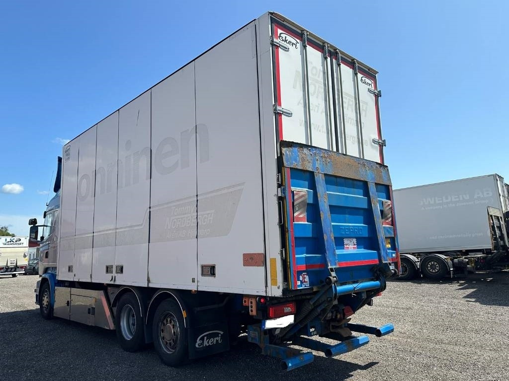 Scania R580LB6X2*4MNB serie nr 2306 - Camion fourgon: photos 3 Scania R580LB6X2*4MNB serie nr 2306 - Camion fourgon: photos 3