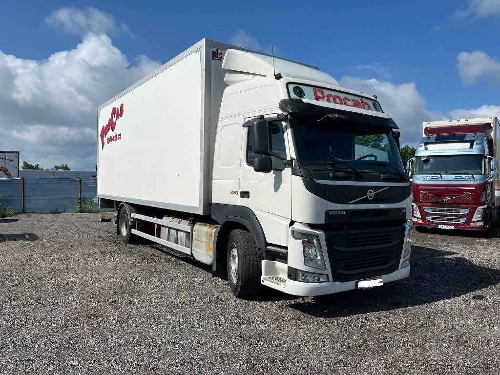 Volvo FM 370 SERIE NR 3722 - Camion fourgon: photos 2 Volvo FM 370 SERIE NR 3722 - Camion fourgon: photos 2