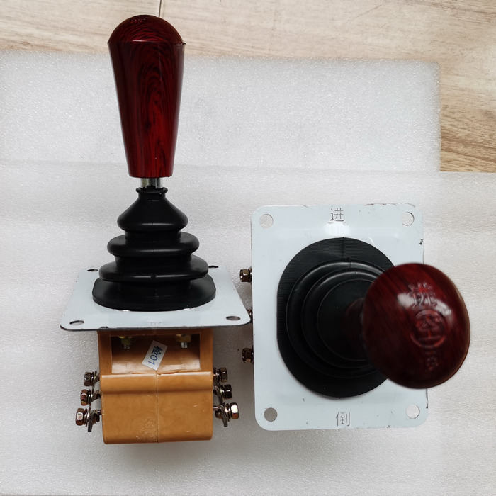 Qingdao Promising FLAND EL45 Electric Wheel Loader Forward Reverse Toggle Switch - Levier de vitesse pour Chargeuse sur pneus: photos 5 Qingdao Promising FLAND EL45 Electric Wheel Loader Forward Reverse Toggle Switch - Levier de vitesse pour Chargeuse sur pneus: photos 5