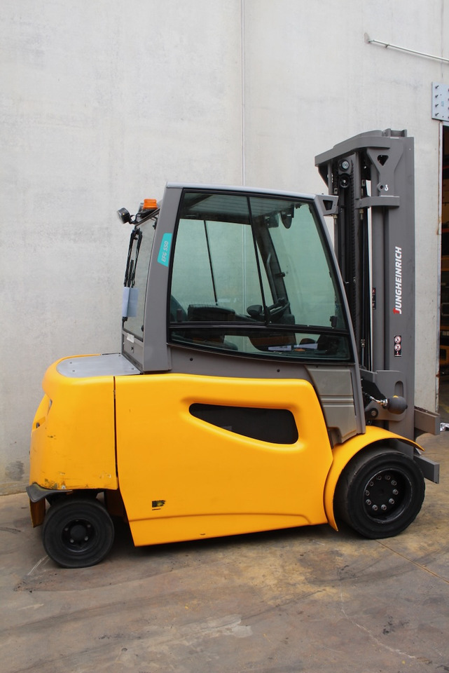 Jungheinrich EFG 550 400 ZT - Chariot élévateur électrique: photos 2 Jungheinrich EFG 550 400 ZT - Chariot élévateur électrique: photos 2