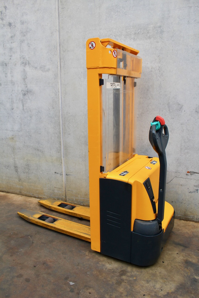 Jungheinrich EJC 110 290 ZT - Gerbeur: photos 1 Jungheinrich EJC 110 290 ZT - Gerbeur: photos 1