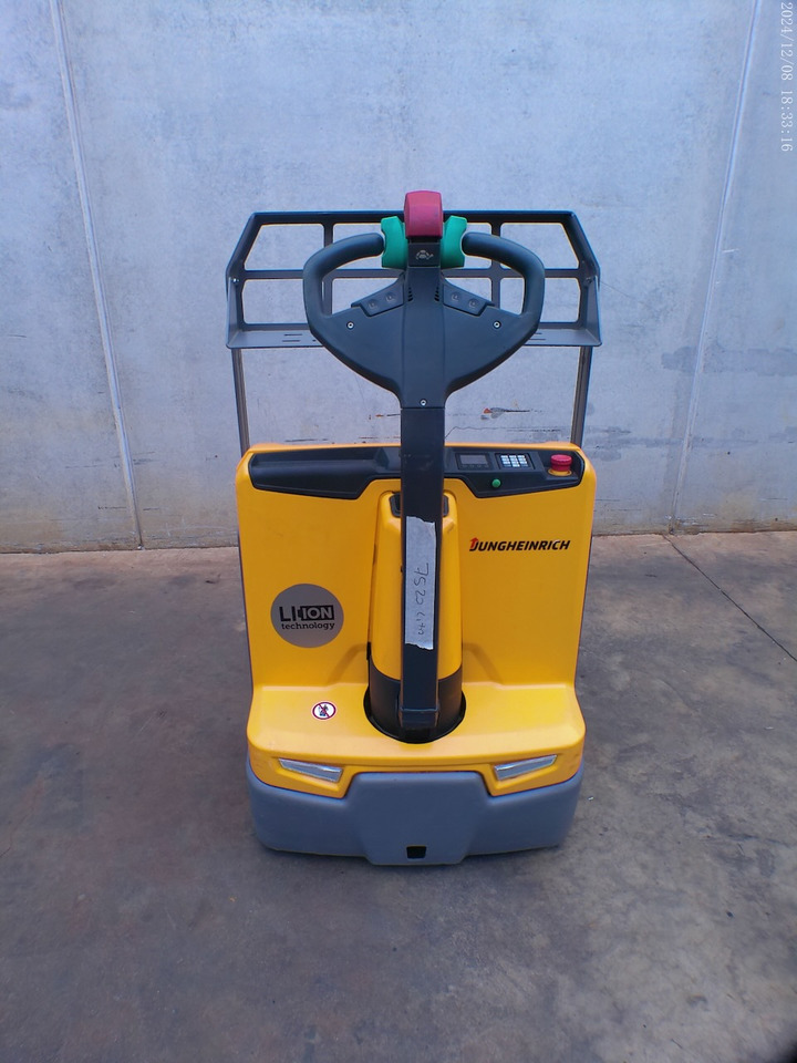 Jungheinrich EJE 116 LI-ION - Transpalette: photos 5 Jungheinrich EJE 116 LI-ION - Transpalette: photos 5