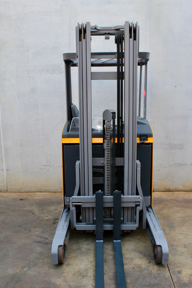 Jungheinrich ETV 112 560 DZ - Chariot à mât rétractable: photos 5 Jungheinrich ETV 112 560 DZ - Chariot à mât rétractable: photos 5