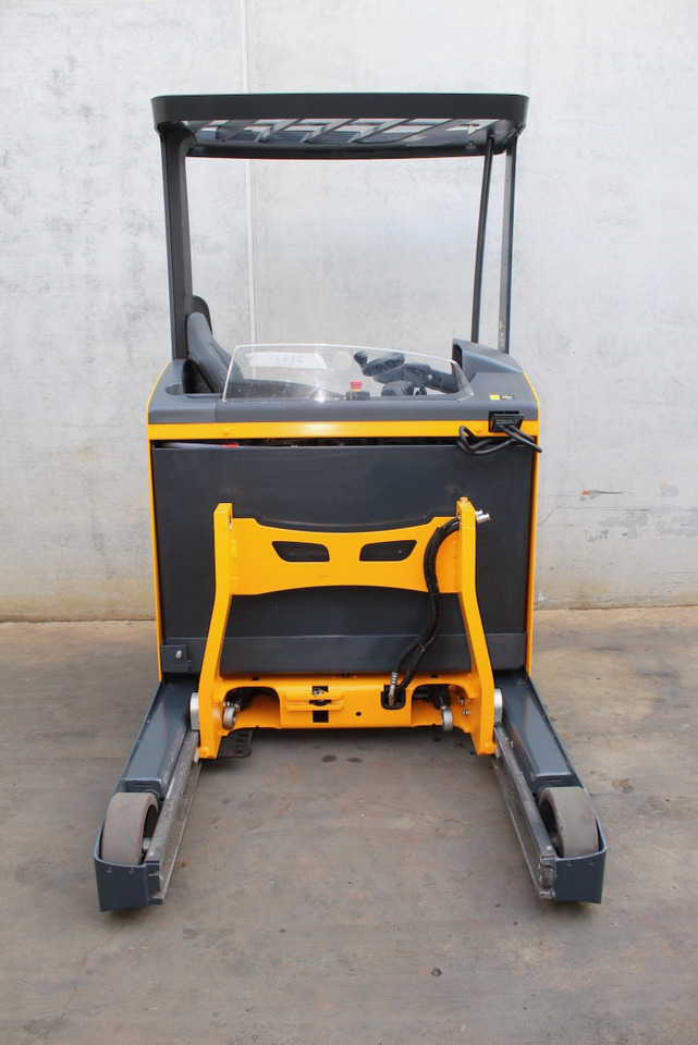 Jungheinrich ETV 214 902 DZ - Chariot à mât rétractable: photos 5 Jungheinrich ETV 214 902 DZ - Chariot à mât rétractable: photos 5