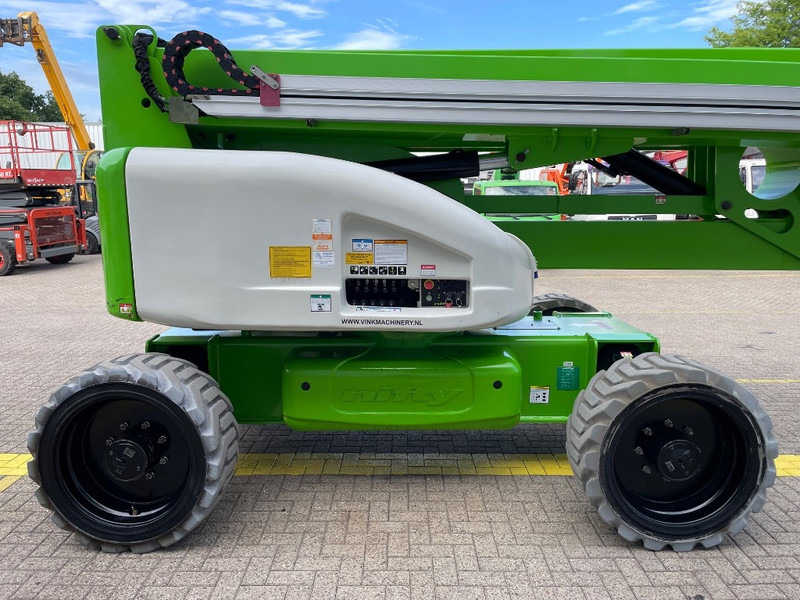 Nacelle articulée Niftylift HR 28 Hybrid 4x4: photos 6 Nacelle articulée Niftylift HR 28 Hybrid 4x4: photos 6