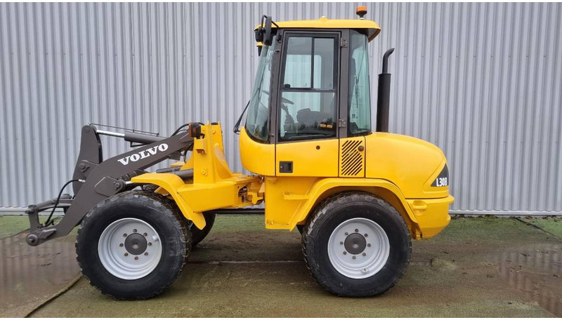 Volvo L30 B, Hjullastare - Chargeuse sur pneus: photos 2 Volvo L30 B, Hjullastare - Chargeuse sur pneus: photos 2